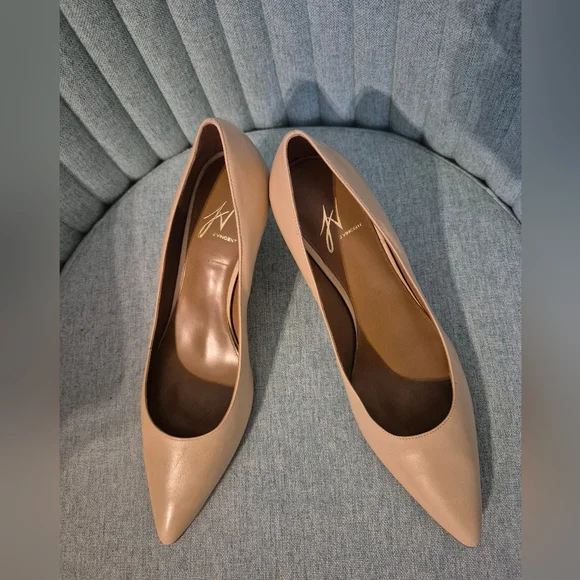 Chic Beige Women's Heels - Picture 3 of 6
